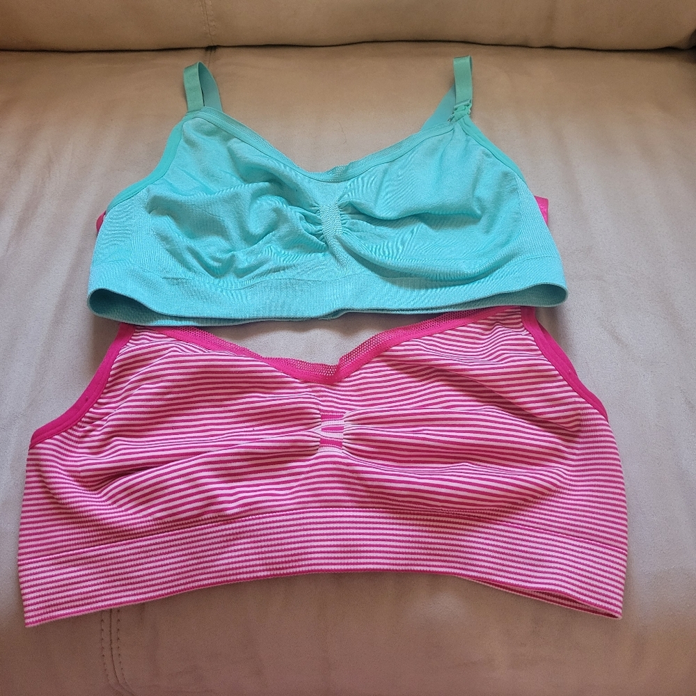 Lot of 2 nursing bra